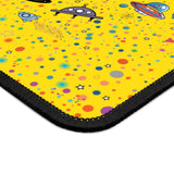 LouliiBot™ Space Friends Gaming Mouse Pad in yellow close up of the stitched corner